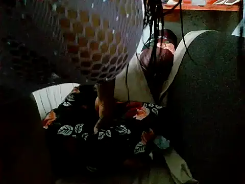 Snapshot of bustydivaxx21 chatting on September 2025 11:20:02 PM bustydivaxx21 online show from September 2025 11:20:02 PM