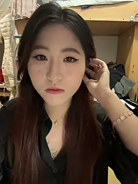 ououlovelove online show from March 2026 02:11:02 PM