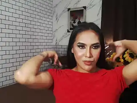 Snapshot of Latinahugecock chatting on October 2025 02:56:01 PM Latinahugecock online show from October 2025 02:56:01 PM