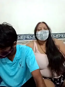 LoveOnStream online show from September 2025 05:55:02 AM