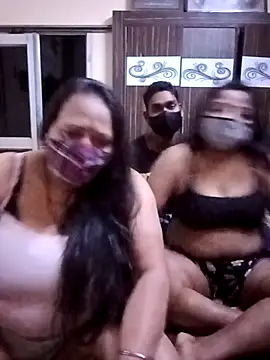 LoveOnStream online show from February 2026 03:04:01 AM