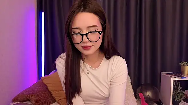 BlackEyesGirl online show from April 2026 07:09:02 AM