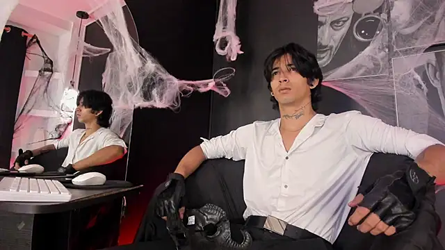 jett savage online show from October 2025 01:09:01 PM