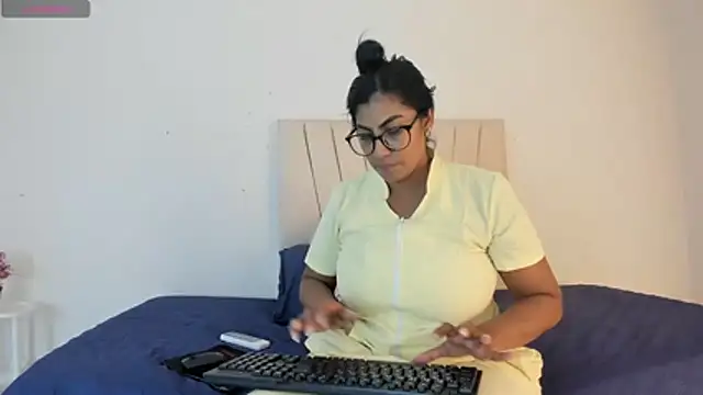  Miaa khalifa  online show from April 2026 12:29:02 PM