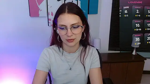 AlanaGarcia19 online show from September 2025 11:34:02 AM