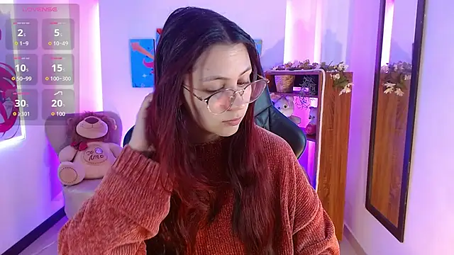 AlanaGarcia19 online show from January 2026 12:07:01 PM