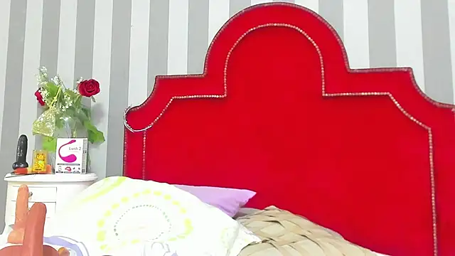 Salomee hernandez online show from September 2025 02:07:01 PM