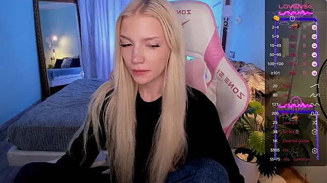 Snapshot of AnyaTaylor_ chatting on May 2026 01:58:01 AM AnyaTaylor online show from May 2026 01:58:01 AM