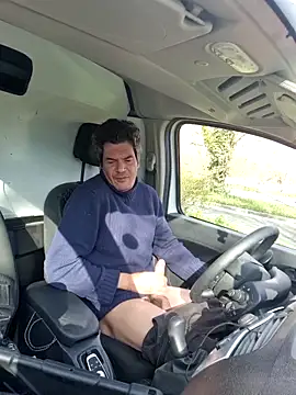 twitshe online show from March 2026 09:04:01 AM