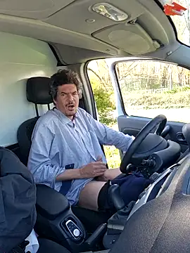 twitshe online show from March 2026 02:43:01 PM