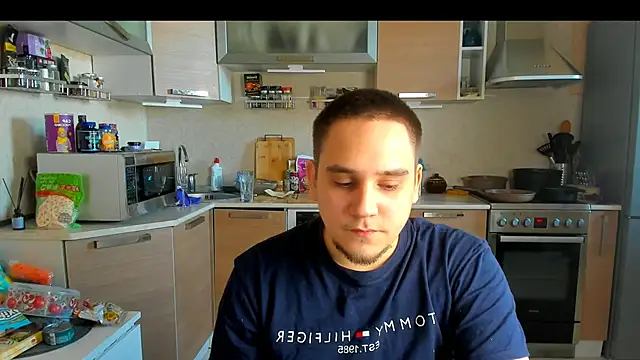 Snapshot of Bear_Beer130 chatting on April 2026 03:01:01 PM Bear Beer130 online show from April 2026 03:01:01 PM