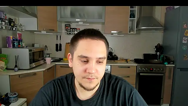 Snapshot of Bear_Beer130 chatting on April 2026 01:57:02 PM Bear Beer130 online show from April 2026 01:57:02 PM