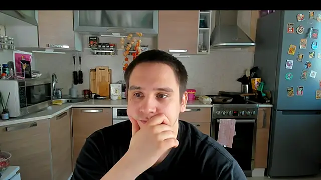 Snapshot of Bear_Beer130 chatting on May 2026 04:47:02 PM Bear Beer130 online show from May 2026 04:47:02 PM