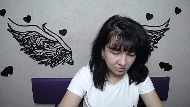 SelenaFly online show from September 2025 05:30:01 AM