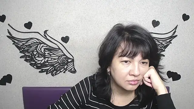 SelenaFly online show from October 2025 05:16:02 AM