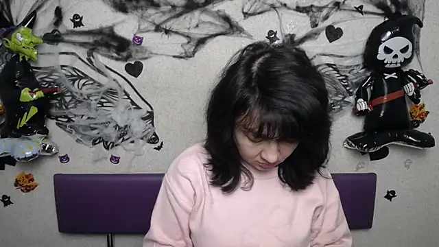 SelenaFly online show from October 2025 05:08:02 AM