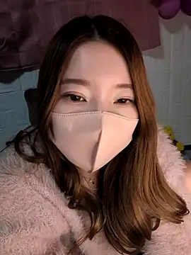 yuuhichan online show from April 2026 04:01:01 PM