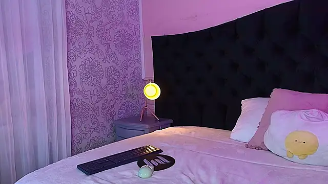 Hada Blue online show from March 2026 11:48:02 AM