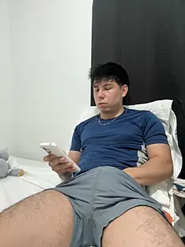 Axel es online show from February 2026 08:18:01 PM