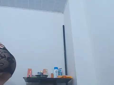 natashat lorent online show from October 2025 01:12:02 AM