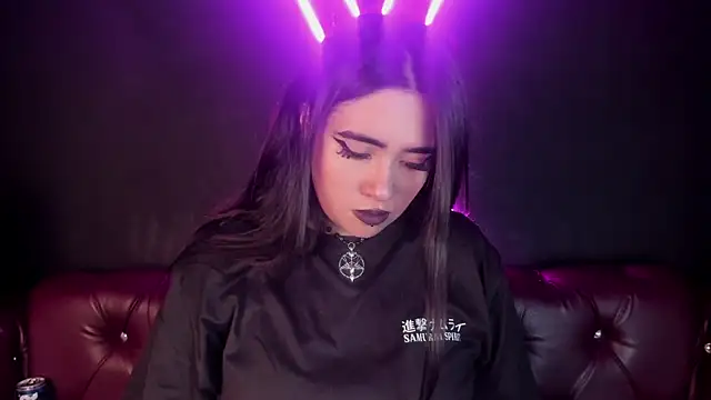 Lilith Zenith online show from October 2025 03:05:01 AM