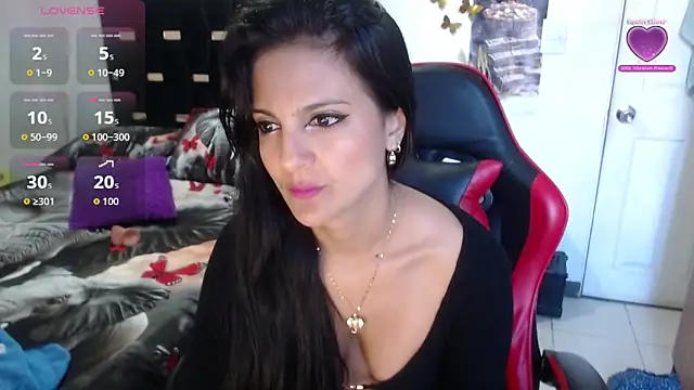 BasmaHernandez online show from November 2025 01:11:01 PM