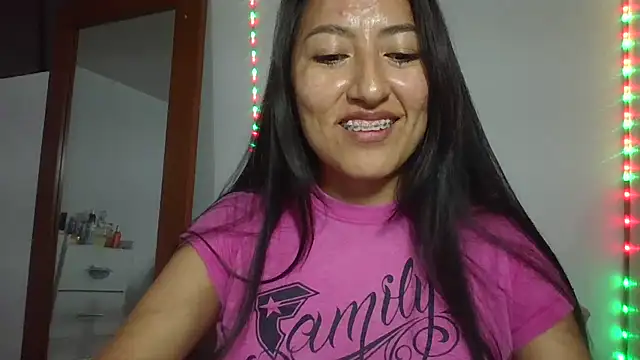 Snapshot of AlbyberCH chatting on June 2026 07:14:01 AM AlbyberCH online show from June 2026 07:14:01 AM