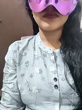 Snapshot of Hot_Alia04 chatting on November 2025 05:36:02 PM Hot Alia04 online show from November 2025 05:36:02 PM