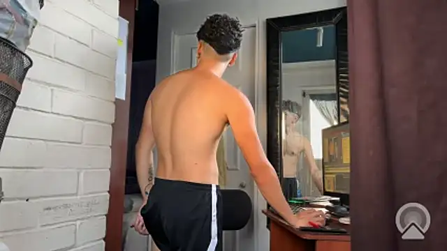 feeelipe2007 online show from February 2026 10:41:02 PM