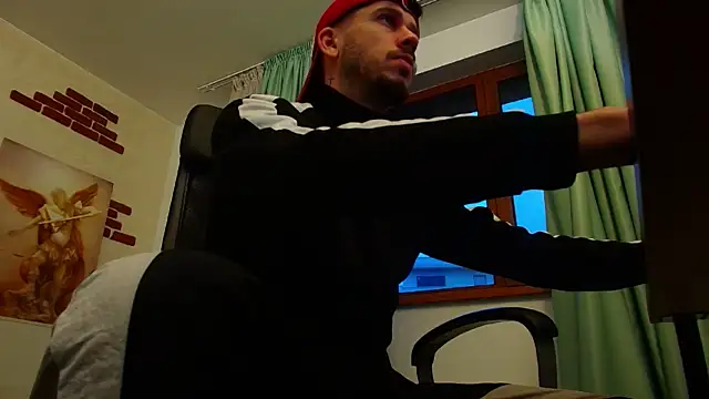 JonahShaw online show from October 2025 04:21:01 AM