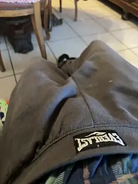 Snapshot of piacentino69 chatting on October 2025 09:52:01 AM piacentino69 online show from October 2025 09:52:01 AM