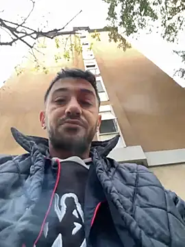 piacentino69 online show from November 2025 06:57:02 AM