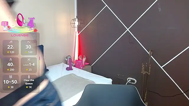 ScarletHott  online show from October 2025 11:55:01 AM