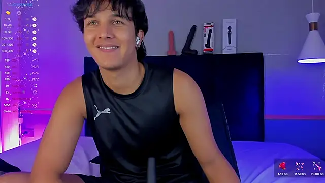 Leo Savage  online show from November 2025 03:45:01 AM