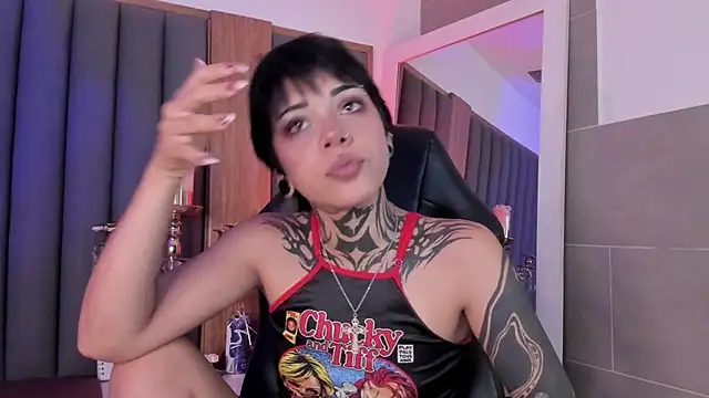 misstomie  online show from March 2026 09:32:02 PM