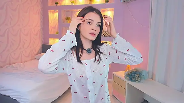 TeriRipka online show from November 2025 06:54:01 PM