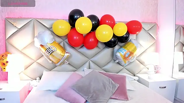 dafnne hall online show from September 2025 04:27:02 AM