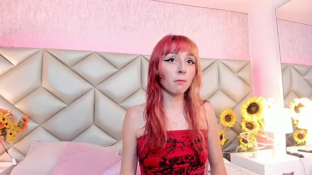 dafnne hall online show from November 2025 04:13:02 AM