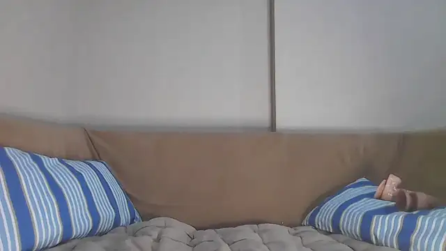 Snapshot of emmaexplores chatting on March 2026 08:06:02 PM emmaexplores online show from March 2026 08:06:02 PM