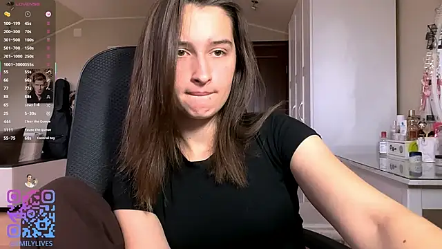 DarlineBrustera online show from April 2026 02:23:02 PM