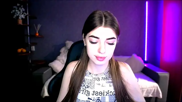 Snapshot of Dianaa_Lee0 chatting on September 2025 07:25:01 PM Dianaa Lee0 online show from September 2025 07:25:01 PM