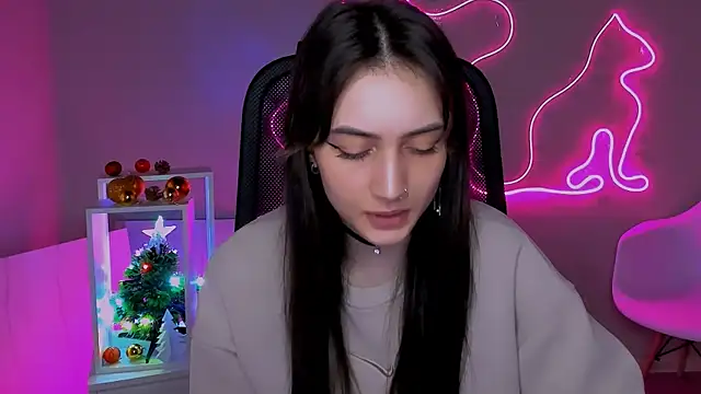 olivianorton online show from January 2026 12:18:01 PM