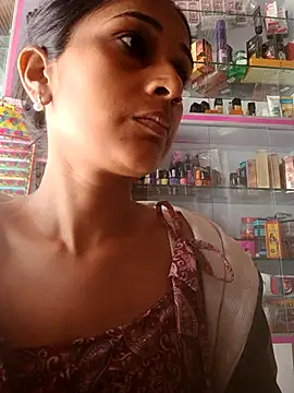 hotshreya69 online show from November 2025 07:05:02 AM