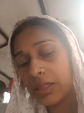 hotshreya69 online show from December 2025 09:25:01 AM