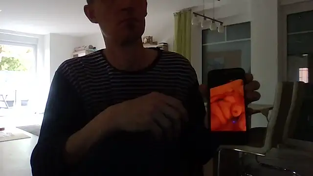 Snapshot of Trockenbau chatting on May 2026 08:32:01 AM Trockenbau online show from May 2026 08:32:01 AM