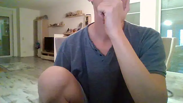 Snapshot of Trockenbau chatting on June 2026 06:25:02 PM Trockenbau online show from June 2026 06:25:02 PM