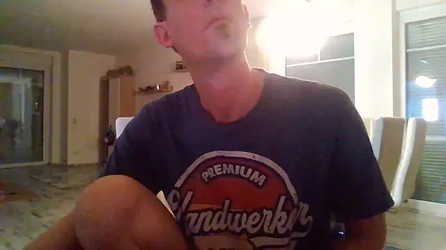 Snapshot of Trockenbau chatting on July 2026 03:47:01 PM Trockenbau online show from July 2026 03:47:01 PM