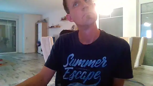 Snapshot of Trockenbau chatting on July 2026 02:45:01 PM Trockenbau online show from July 2026 02:45:01 PM