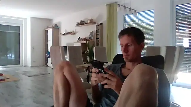 Snapshot of Trockenbau chatting on July 2026 09:51:02 AM Trockenbau online show from July 2026 09:51:02 AM