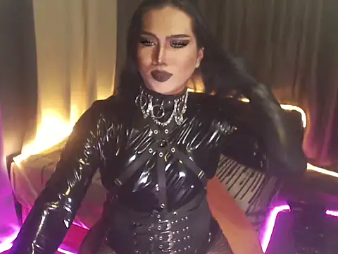 Snapshot of Hail_ur_Dominant chatting on October 2025 06:53:01 PM Hail ur Dominant online show from October 2025 06:53:01 PM